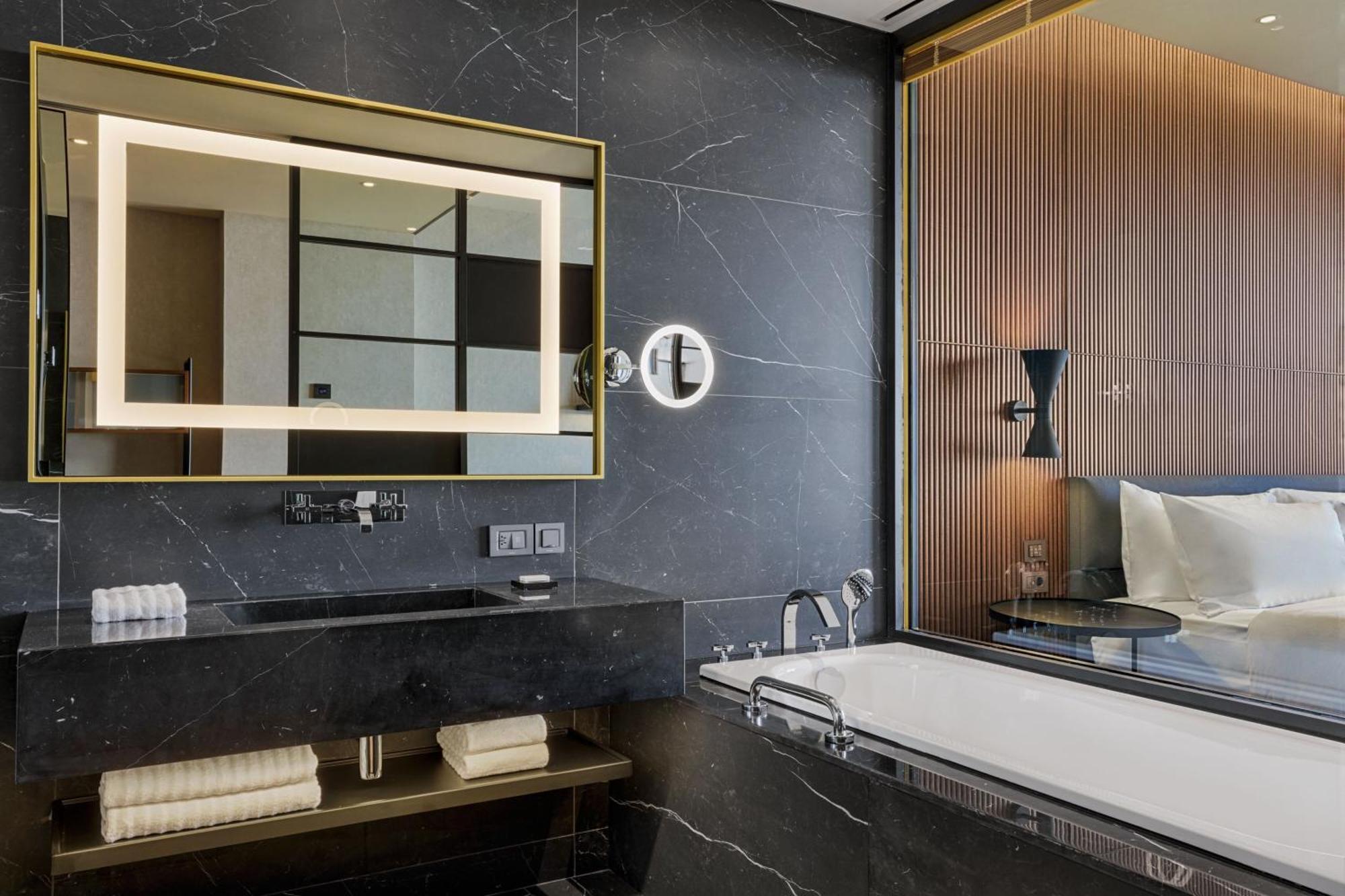 Le Meridien Batumi