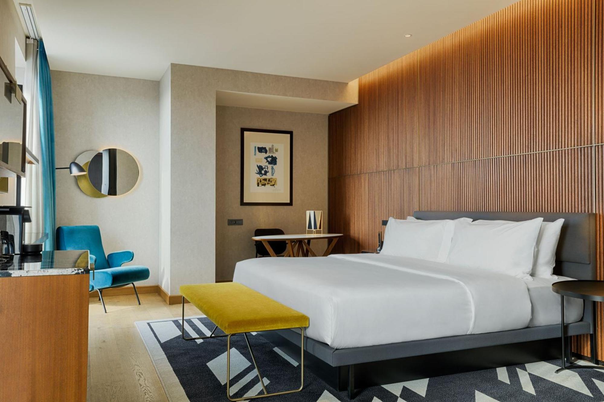 Le Meridien 5* Batumi