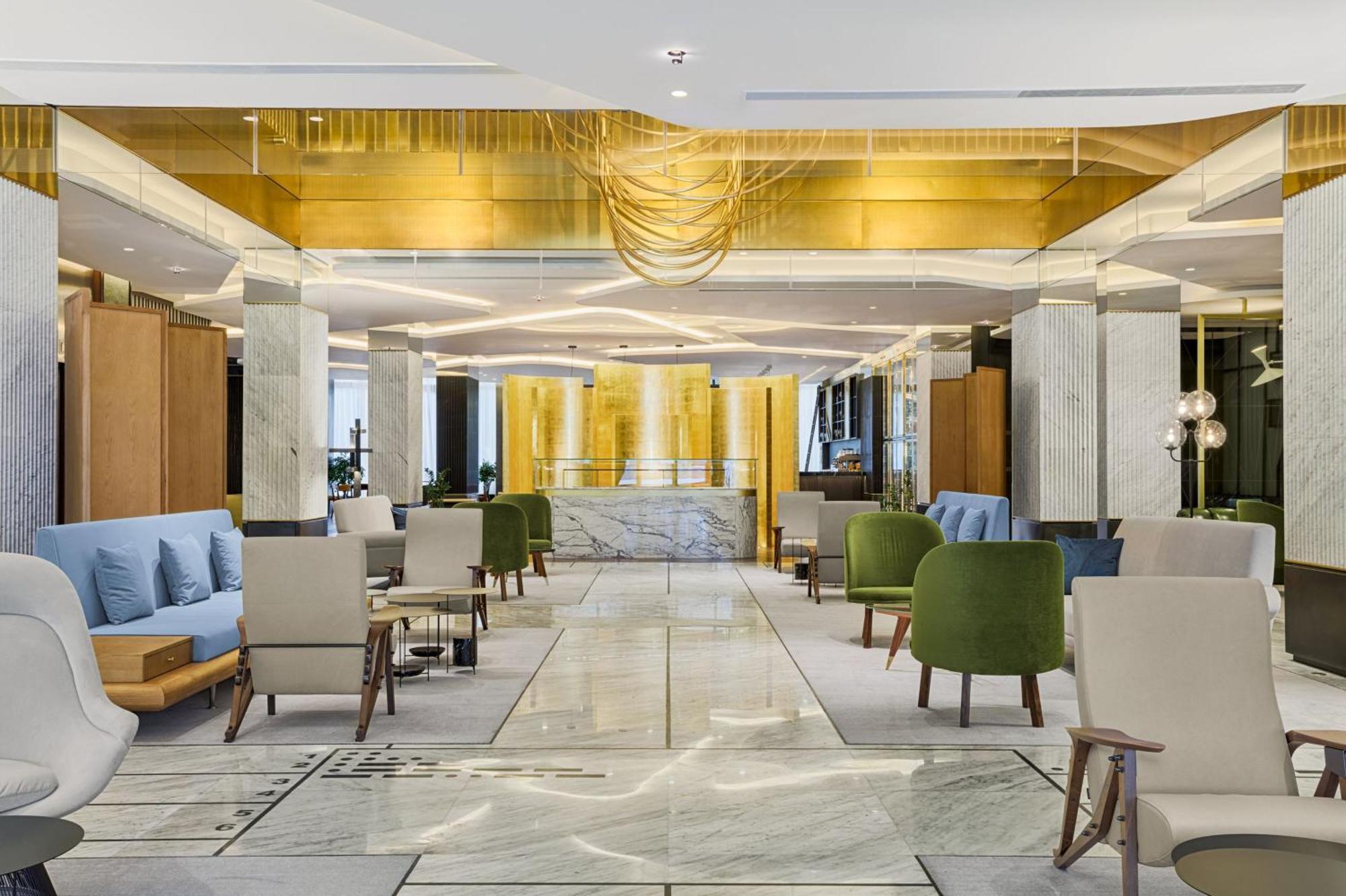 Le Meridien Hotel